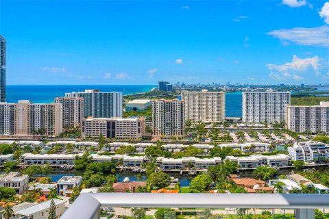 Condominio en venta en Sunny Isles Beach, Florida, 4 dormitorios, 360.18 m2 № 1241364 - foto 23