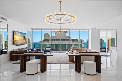 Condo in Sunny Isles Beach, Florida, 4 bedrooms  № 1241364 - photo 3