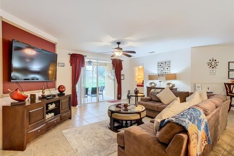 Casa en venta en Kissimmee, Florida, 5 dormitorios, 191.29 m2 № 1255873 - foto 17