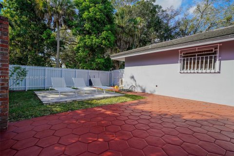 Villa ou maison à vendre à Miami, Floride: 5 chambres, 278.8 m2 № 1269874 - photo 26