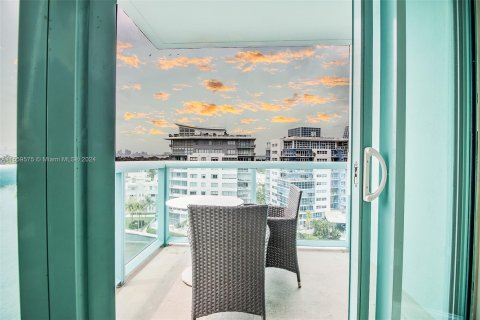 Copropriété à vendre à Miami Beach, Floride: 2 chambres, 120.77 m2 № 1091362 - photo 4