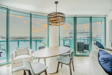 Copropriété à vendre à Miami Beach, Floride: 2 chambres, 120.77 m2 № 1091362 - photo 7