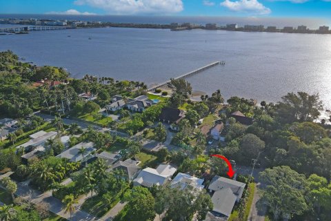 Casa en venta en Lake Worth, Florida, 3 dormitorios, 151.99 m2 № 1072770 - foto 4