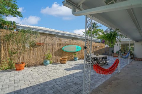 Casa en venta en Lake Worth, Florida, 3 dormitorios, 151.99 m2 № 1072770 - foto 13