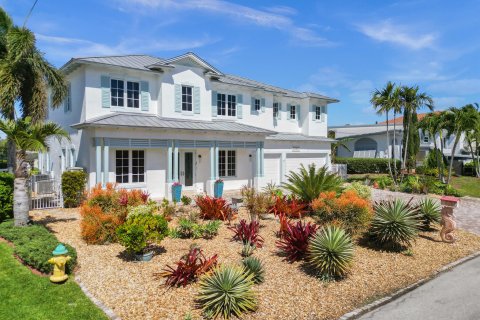 Casa en venta en Deerfield Beach, Florida, 5 dormitorios, 422.43 m2 № 1038187 - foto 9