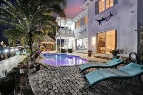 Casa en venta en Deerfield Beach, Florida, 5 dormitorios, 422.43 m2 № 1038187 - foto 4