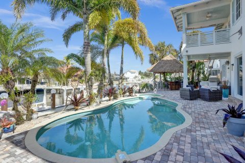 Casa en venta en Deerfield Beach, Florida, 5 dormitorios, 422.43 m2 № 1038187 - foto 18