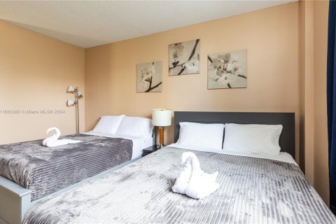 Condo in Sunny Isles Beach, Florida, 1 bedroom  № 1372865 - photo 6