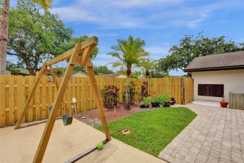 Casa en venta en Cooper City, Florida, 3 dormitorios, 163.23 m2 № 1222723 - foto 16