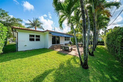 Villa ou maison à vendre à Coral Gables, Floride: 3 chambres, 150.13 m2 № 1241117 - photo 29