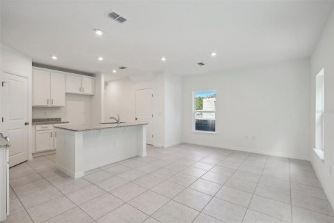 Adosado en venta en Davenport, Florida, 3 dormitorios, 134.8 m2 № 1349817 - foto 11