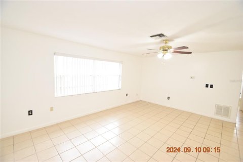 Appartement à louer à Clearwater, Floride: 2 chambres, 98.1 m2 № 1359156 - photo 12