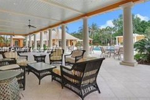 House in Vero Beach, Florida 4 bedrooms, 218.88 sq.m. № 1293795 - photo 20