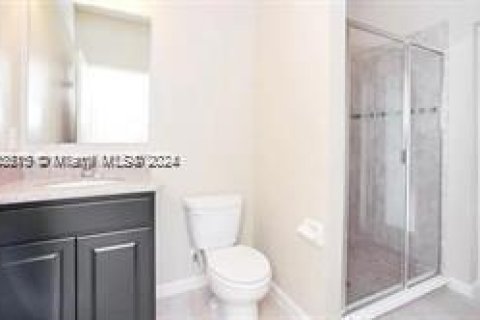 House in Vero Beach, Florida 4 bedrooms, 218.88 sq.m. № 1293795 - photo 8