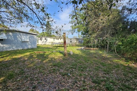 Villa ou maison à vendre à Fort Lauderdale, Floride: 4 chambres, 100.8 m2 № 1017732 - photo 23