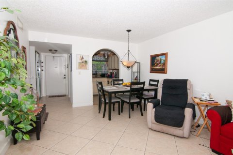 Copropriété à vendre à Sunrise, Floride: 1 chambre, 59.46 m2 № 1232541 - photo 18