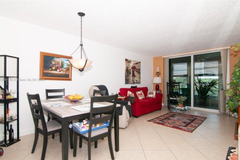 Copropriété à vendre à Sunrise, Floride: 1 chambre, 59.46 m2 № 1232541 - photo 14