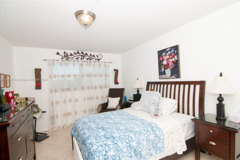 Copropriété à vendre à Sunrise, Floride: 1 chambre, 59.46 m2 № 1232541 - photo 4