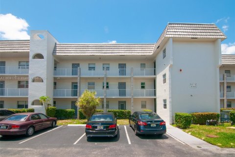 Condominio en venta en Sunrise, Florida, 1 dormitorio, 59.46 m2 № 1232541 - foto 1