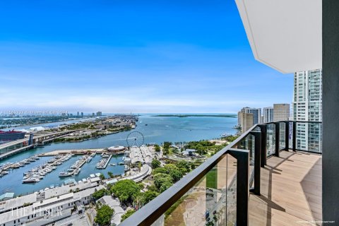 Condominio en venta en Miami, Florida, 1 dormitorio, 47.29 m2 № 1073233 - foto 20