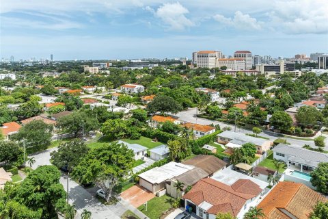 Villa ou maison à vendre à Miami, Floride: 4 chambres, 224.64 m2 № 1309504 - photo 27