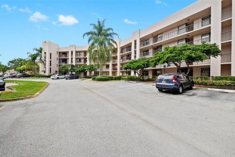 Condo in Sunrise, Florida, 2 bedrooms  № 1293447 - photo 25