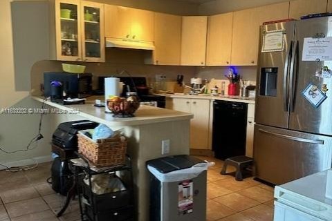 Adosado en venta en Miami, Florida, 4 dormitorios, 166.3 m2 № 1309478 - foto 7