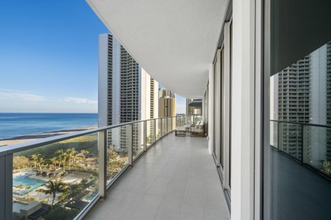 Condominio en venta en Riviera Beach, Florida, 2 dormitorios, 204.38 m2 № 1018239 - foto 9