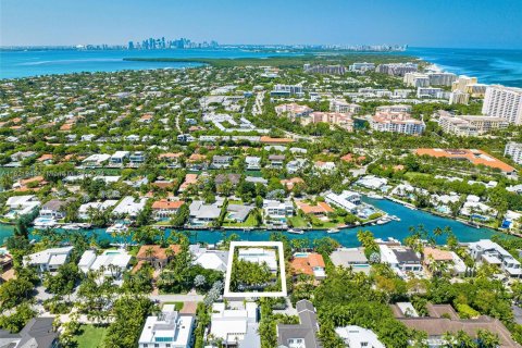 Villa ou maison à vendre à Key Biscayne, Floride: 4 chambres, 618.82 m2 № 1269152 - photo 30