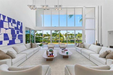 Villa ou maison à vendre à Key Biscayne, Floride: 4 chambres, 618.82 m2 № 1269152 - photo 11