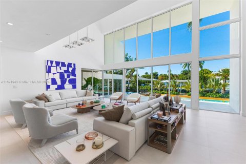 Villa ou maison à vendre à Key Biscayne, Floride: 4 chambres, 618.82 m2 № 1269152 - photo 12