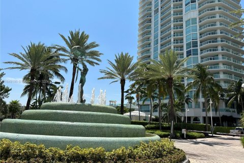 Condominio en venta en Sunny Isles Beach, Florida, 2 dormitorios, 142.14 m2 № 1331479 - foto 30