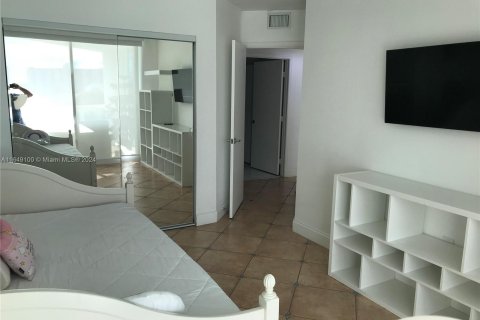 Copropriété à vendre à Sunny Isles Beach, Floride: 2 chambres, 142.14 m2 № 1331479 - photo 25