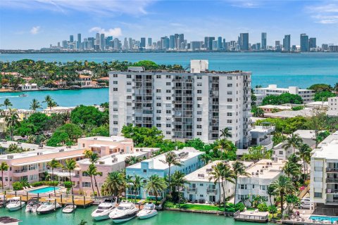 Condominio en venta en Miami Beach, Florida, 1 dormitorio, 74.32 m2 № 1227121 - foto 5