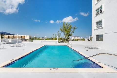 Condominio en venta en Miami Beach, Florida, 1 dormitorio, 74.32 m2 № 1227121 - foto 23