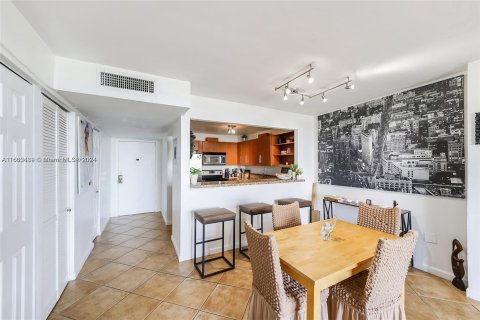 Condominio en venta en Miami Beach, Florida, 1 dormitorio, 74.32 m2 № 1227121 - foto 9