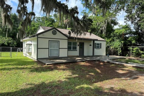 House in Ocala, Florida 3 bedrooms, 159.79 sq.m. № 1414190 - photo 2