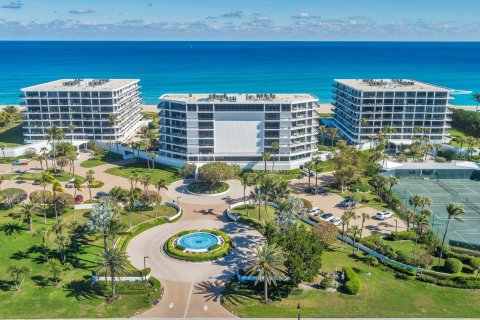 Copropriété à vendre à Palm Beach, Floride: 2 chambres, 176.51 m2 № 1100012 - photo 12