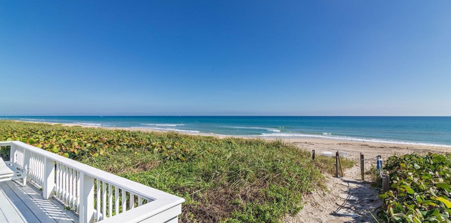 Condo in Palm Beach, Florida, 2 bedrooms  № 1100012