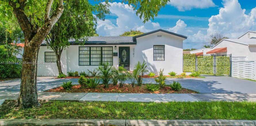 Villa ou maison à Miami, Floride 4 chambres, 157.56 m2 № 1358928