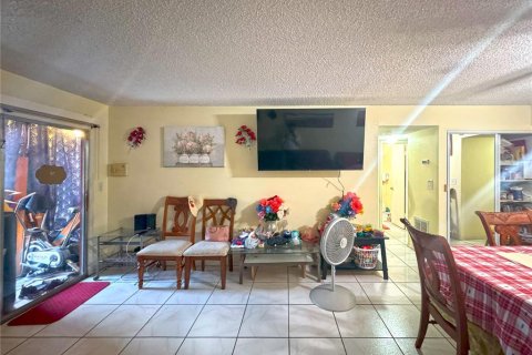 Copropriété à vendre à Orlando, Floride: 2 chambres, 77.29 m2 № 1397118 - photo 24