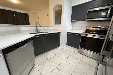 Condo in Orlando, Florida, 3 bedrooms  № 1283767 - photo 7