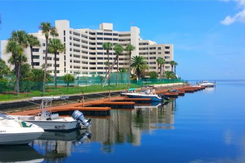 Condo in Hudson, Florida, 1 bedroom  № 1377908 - photo 17