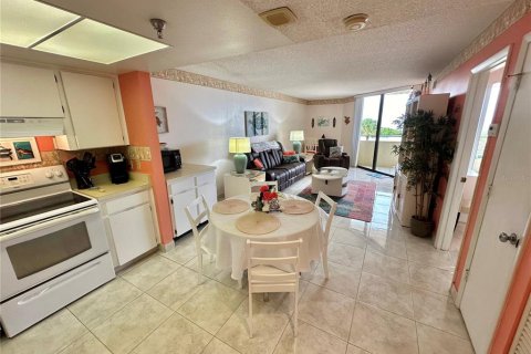 Condominio en venta en Hudson, Florida, 1 dormitorio, 68.1 m2 № 1377908 - foto 3