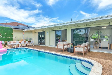 Casa en venta en Pompano Beach, Florida, 3 dormitorios, 136.57 m2 № 1207148 - foto 15