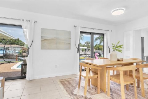 Casa en venta en Pompano Beach, Florida, 3 dormitorios, 136.57 m2 № 1207148 - foto 9