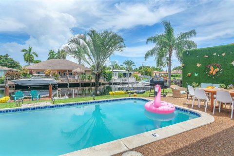 Villa ou maison à vendre à Pompano Beach, Floride: 3 chambres, 136.57 m2 № 1207148 - photo 14