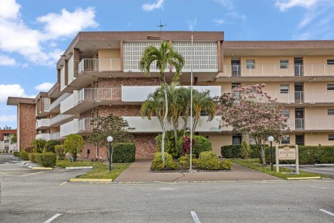 Copropriété à vendre à Lauderdale Lakes, Floride: 1 chambre, 71.35 m2 № 1029712 - photo 9