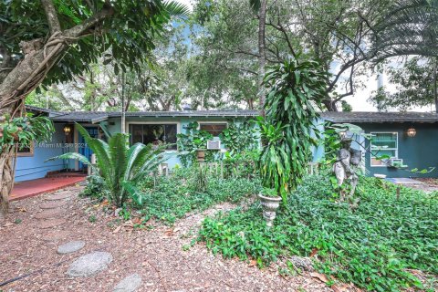 Casa en venta en Miami, Florida, 5 dormitorios, 154.22 m2 № 1415377 - foto 3