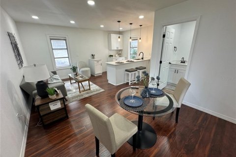 Apartamento en alquiler en Tampa, Florida, 1 dormitorio, 83.61 m2 № 1357485 - foto 6